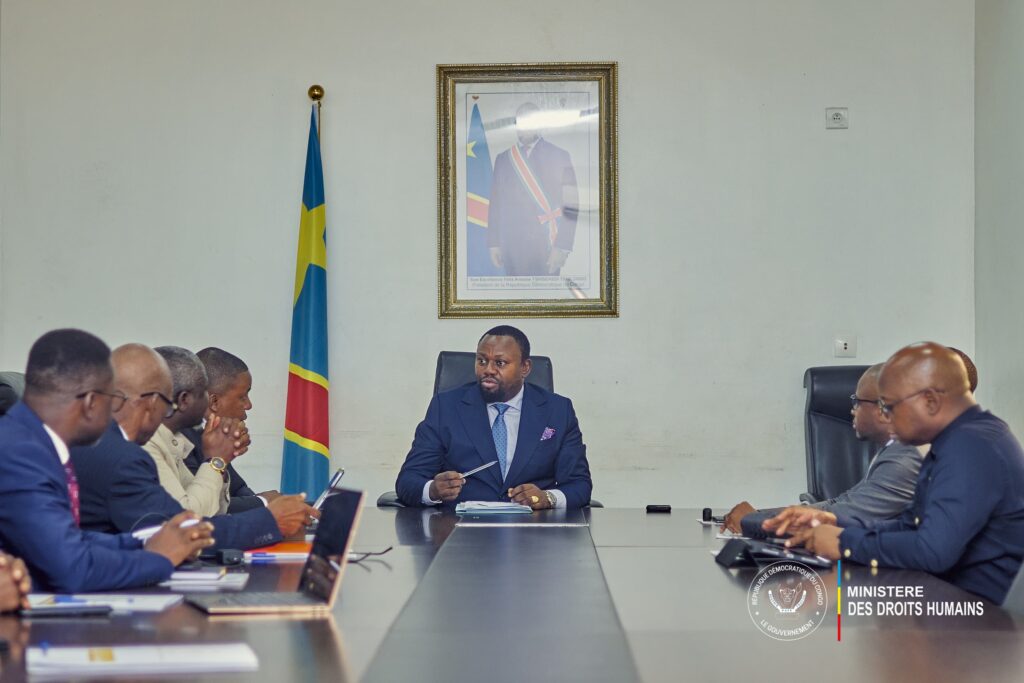 Reconnaissance des génocides commis en RDC : autour du Ministre Samuel MBEMBA, les parties prenantes valident la stratégie nationale de plaidoyer