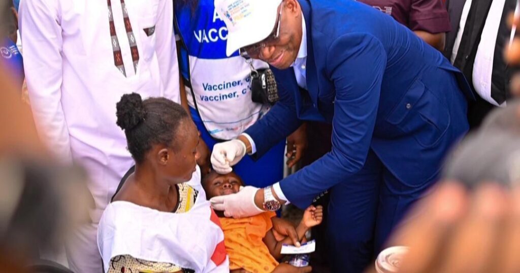 Le ministre Samuel Roger Kamba lance la Semaine africaine de vaccination à Kinshasa